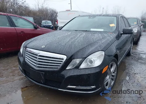 2013 Mercedes-Benz E 350 4Matic из США, поврежденный, VIN WDDHF8JB9DA723688